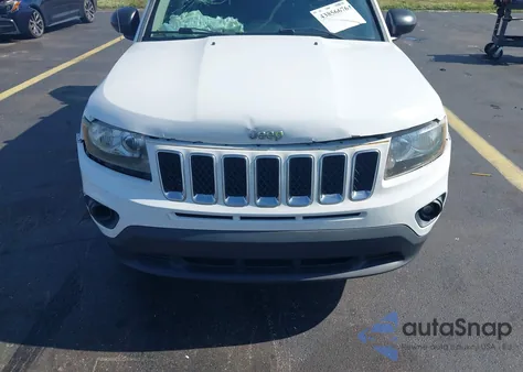 2014 Jeep Compass Sport из США, поврежденный, VIN 1C4NJCBA5ED746213